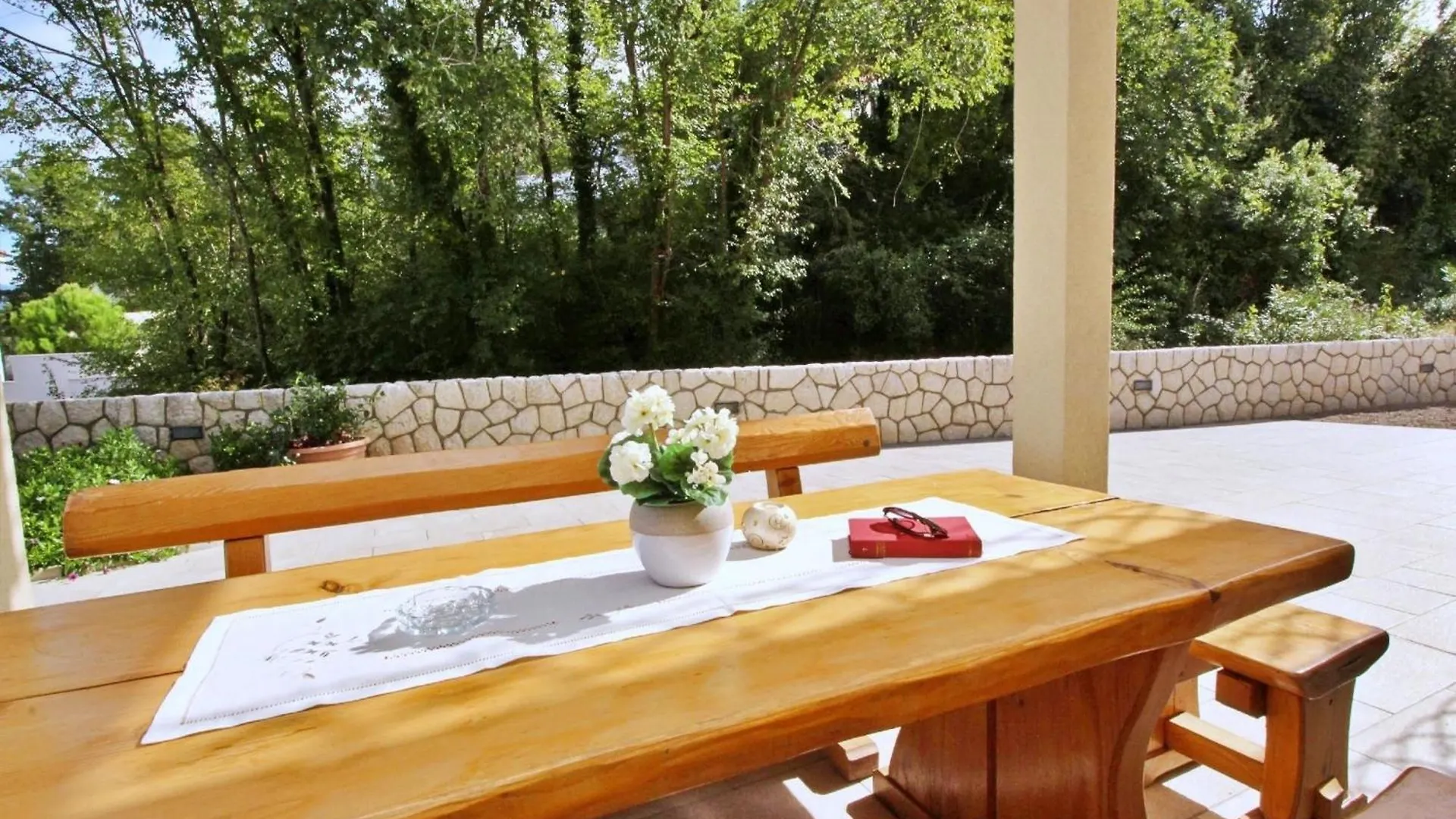 Apartment Ivanka Soline  Croatia