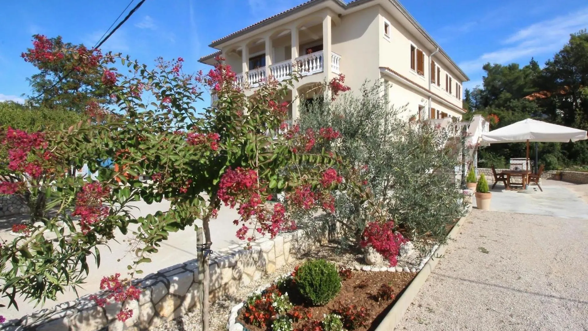 Apartment Ivanka Soline  Croatia